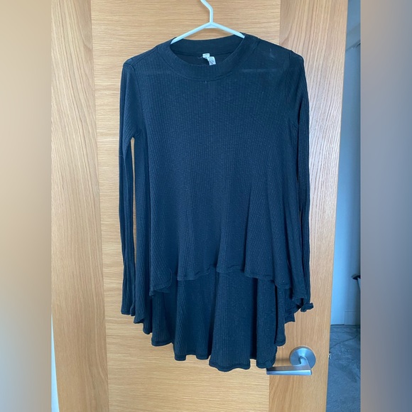 lululemon Black high low top - Picture 1 of 3